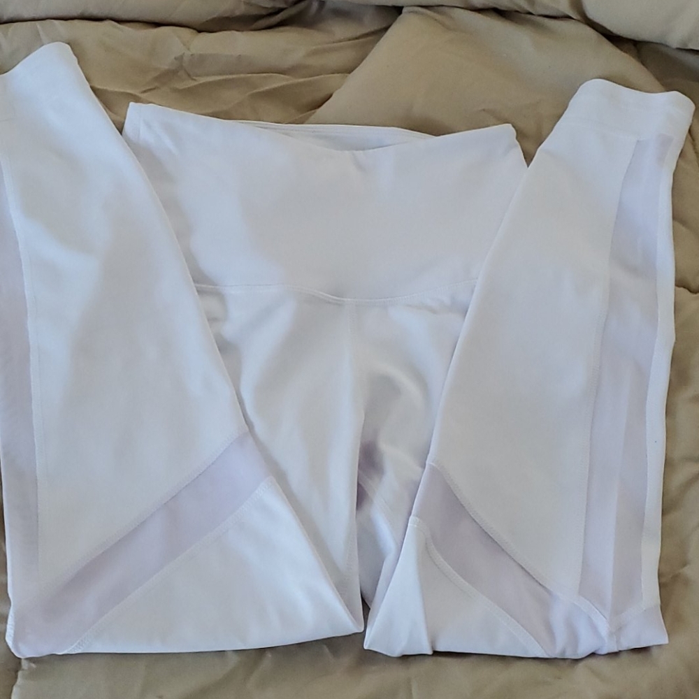 Cleo Harper Echo Leggings NWT